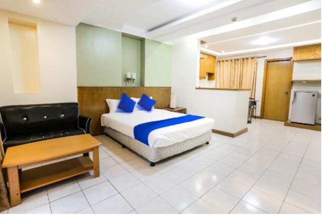 アレイ8 マカティ