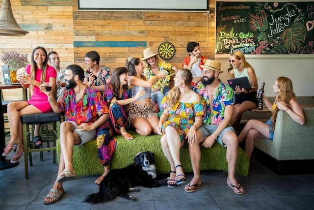 ジャングルジャファホステル年齢18から45