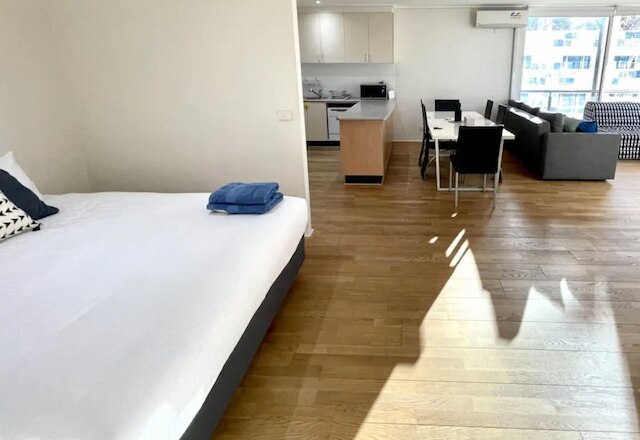 ドックサイドのレディセットアパートメント