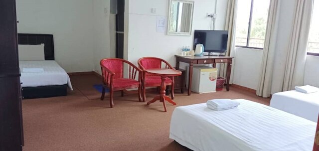 OYO 90785 パンダン ホテル