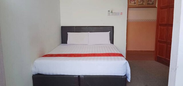 OYO 90785 パンダン ホテル