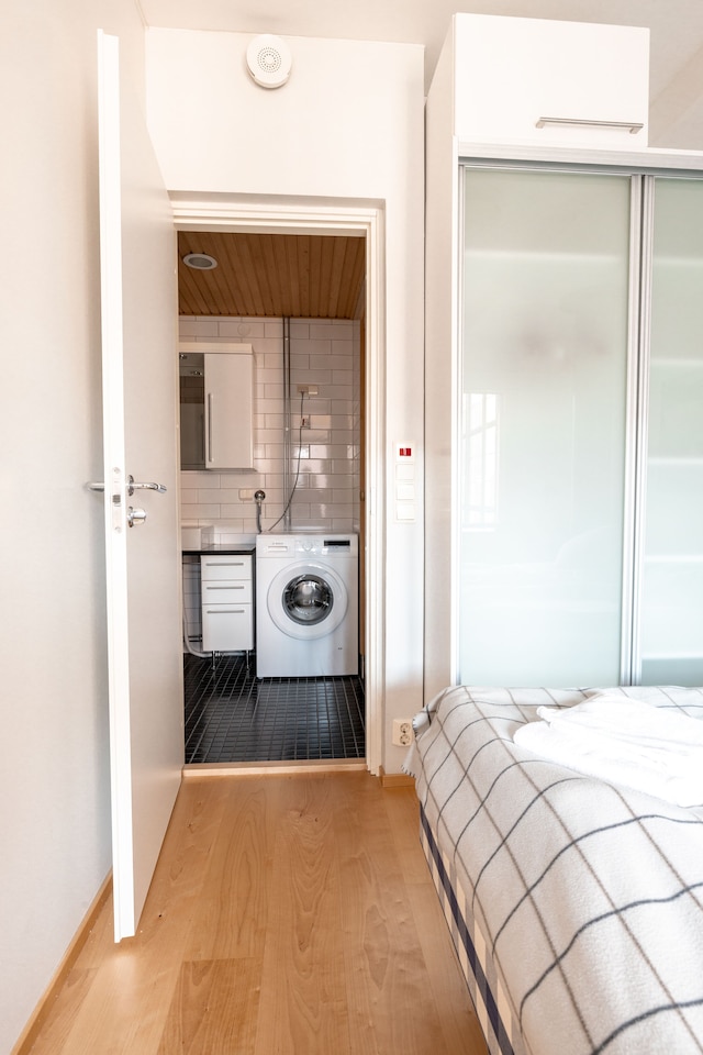 2ndhomes スタイリッシュ1BRアパート w サウナ&バルコニー