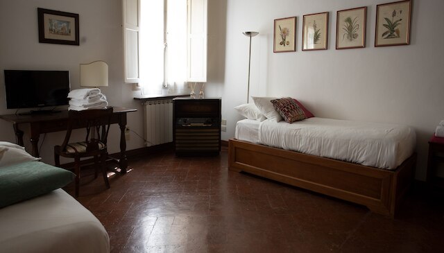 ワイン・アパートメンツ・フィレンツェ・ボルゲリ