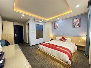 キャピタル O 963 ザ  レジデンス オリンピア