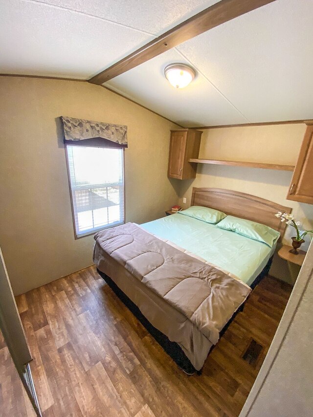 ファルコン コテージ