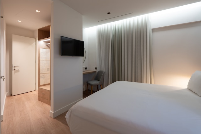 アクロポリス マジェスティック ビュー アパートメンツ