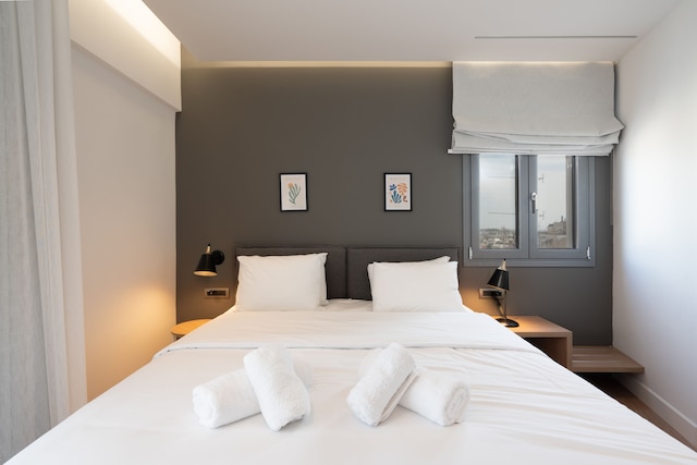 アクロポリス マジェスティック ビュー アパートメンツ