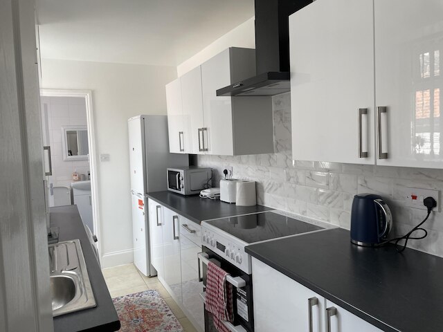 チャーミング 2  ベッド ハウス イン ウェイバーツリー リバプール