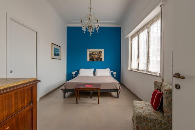 アッパルタメント ア ドゥエ パッシ ダ ヴィッラ トラビア