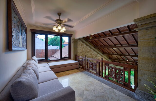 ヴィラデシンバアットセミニャックオベロイ