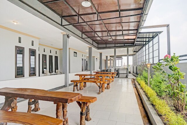 OYO  90396 ザ ハロナ  ヴィラ  バトゥ