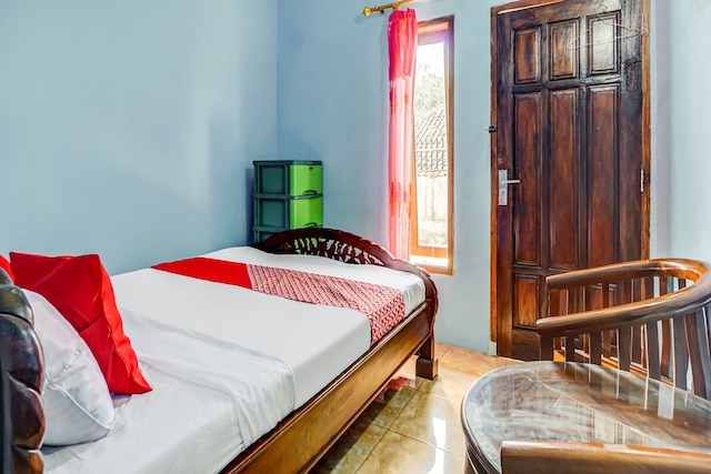 OYO ライフ 90879 アラ プレデター ファンパーク