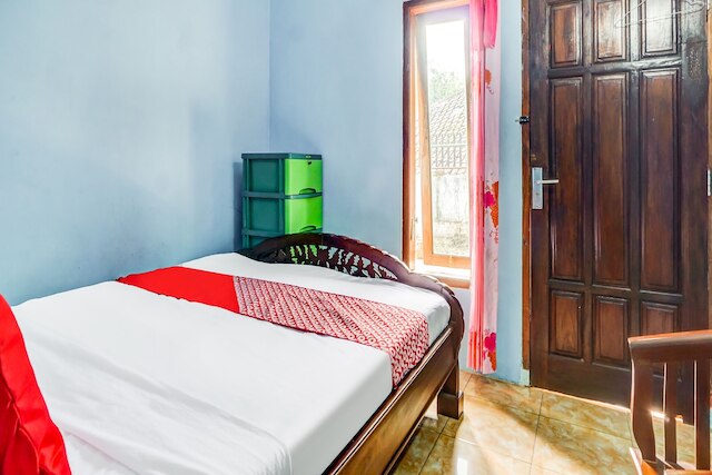 OYO ライフ 90879 アラ プレデター ファンパーク