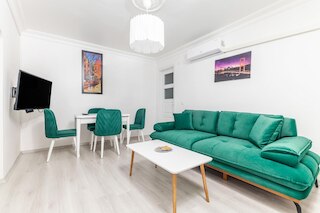 コンフォルタブル スペーシャス フラット イン ベシクタス