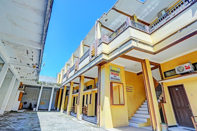 OYO ライフ 92321 アビヤン ヴィラ ホームステイ シャリア