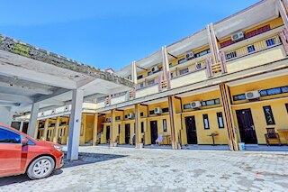 OYO ライフ 92321 アビヤン ヴィラ ホームステイ シャリア