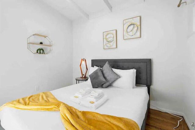 ミッドセンチュリーガーデンビューホームパーキング