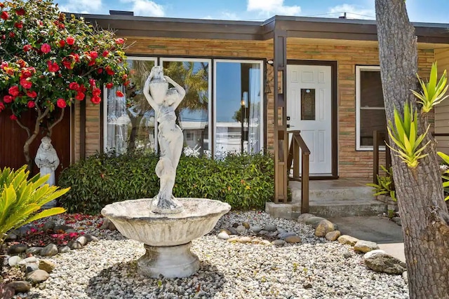 ミッドセンチュリーガーデンビューホームパーキング