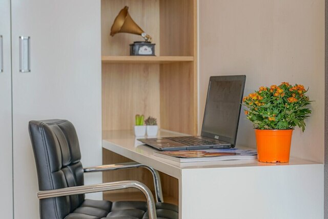 リサズホーム - ミレニアム ラグジュアリー