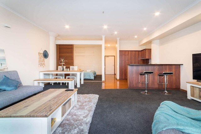 ウォーターフロントシービューアパートホテル