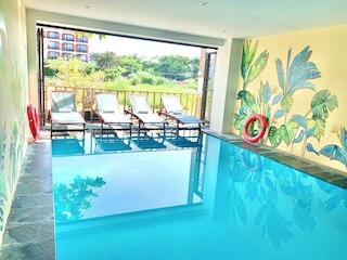 デ ヴィーヴル ホイ アン