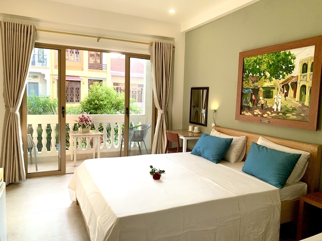 デ ヴィーヴル ホイ アン