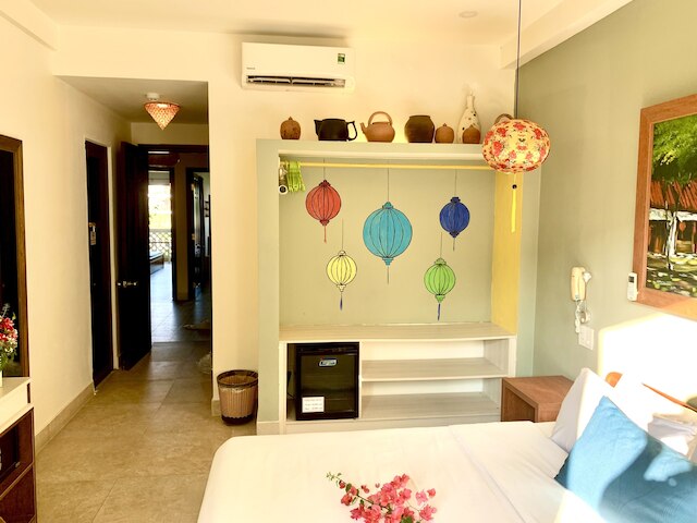 デ ヴィーヴル ホイ アン