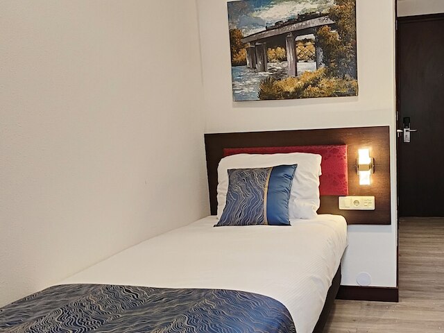 シーエヌ ホテル アルンヘム セントラール