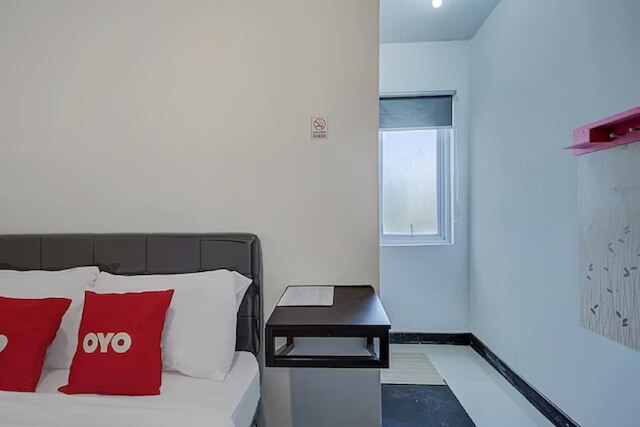 キャピタル O 3198 スコマヌンガル イン