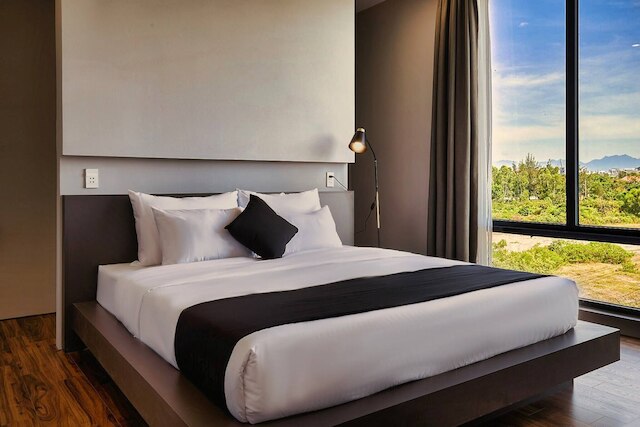 モダンな2ベッドルームアパート、大きなリビングルーム、高速Wifi