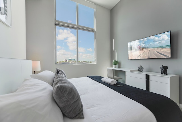 デザイン ディストリクトでの ラグジュアリー コンド w/デン