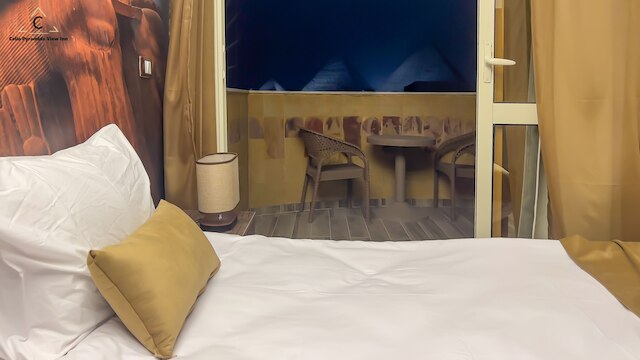 セリアピラミッドビューイン