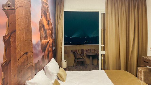 セリアピラミッドビューイン