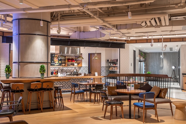 Shanghai Pudong Tongpai Hotel