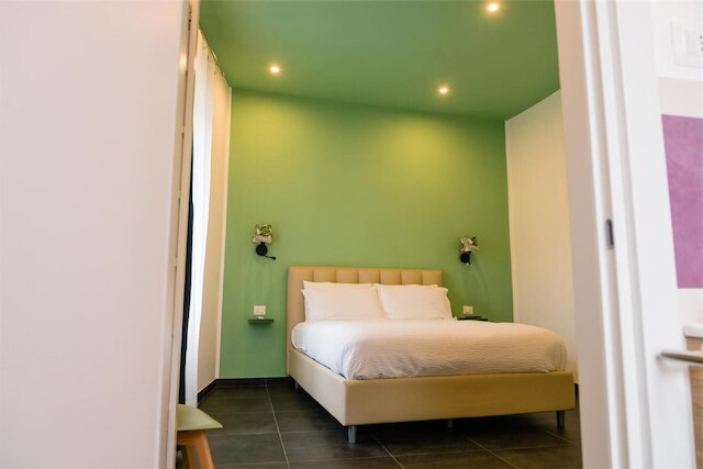 レ ポルテ ディ パルテノペ - ポルタ カプアナ