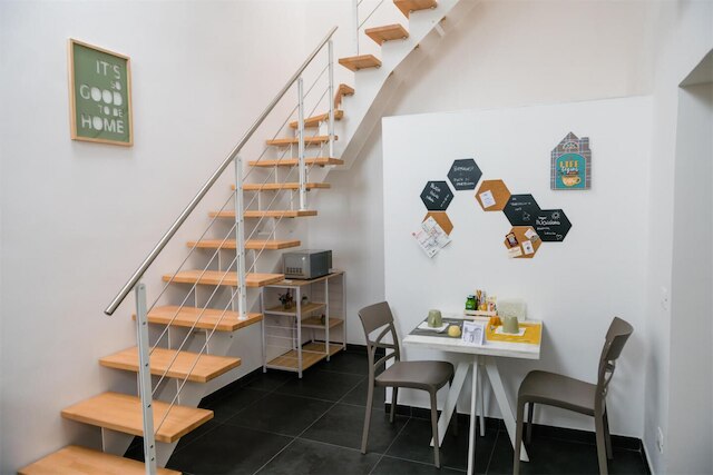 レ ポルテ ディ パルテノペ - ポルタ カプアナ