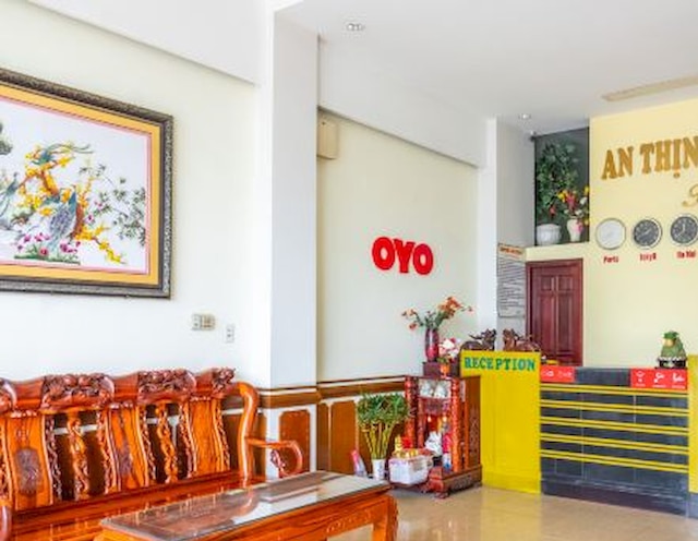 OYO 265 アン ティン ロック