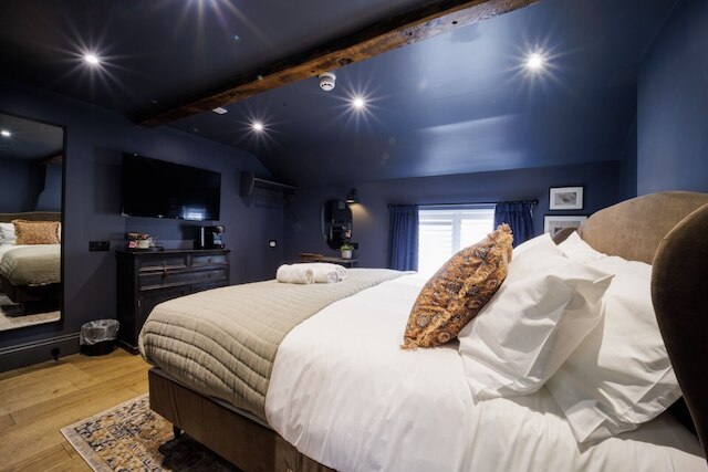 フリーメーソンズ・インのシルクルーム