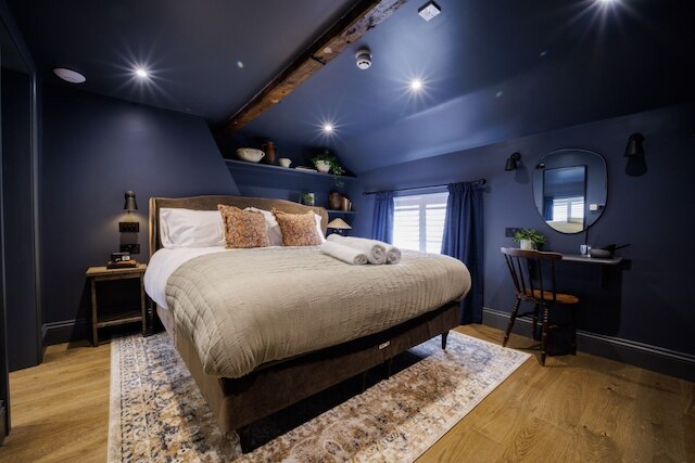 フリーメーソンズ・インのシルクルーム