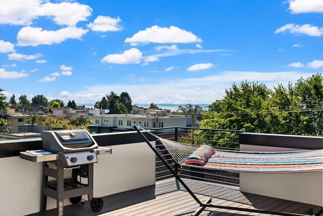 ニュー ベッドルーム グレート ロケーション クイーン アン W ルーフトップ