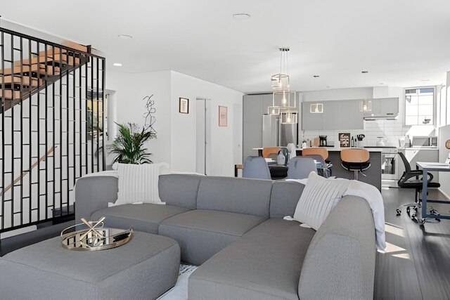 ニュー ベッドルーム グレート ロケーション クイーン アン W ルーフトップ