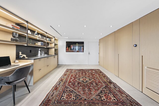 オーシャンビューラグジュアリーコンド