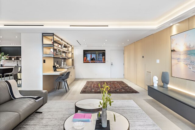 オーシャンビューラグジュアリーコンド