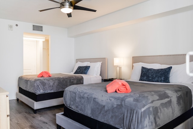 グレートコンド・アット・ブリッケルフリーパーキングプール