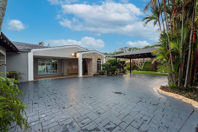 6ルームコーナーバンガローPJガーデンウェディング