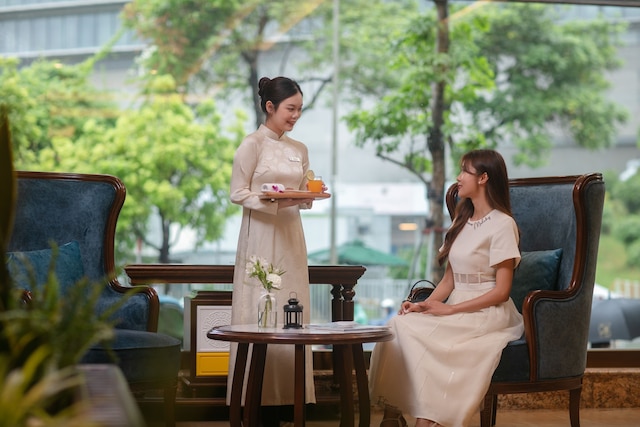 グラウドホテル