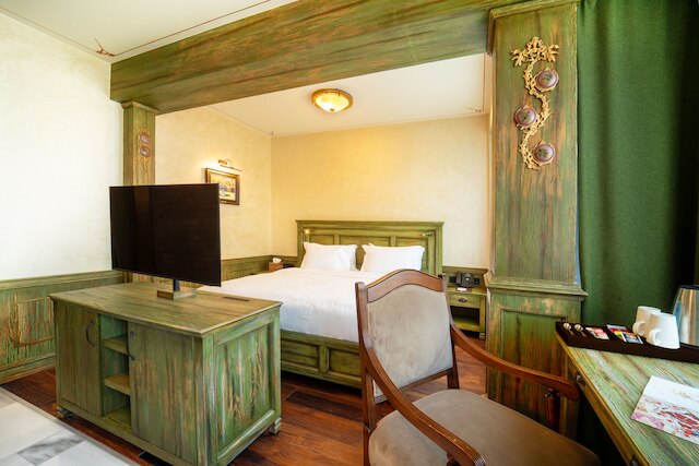 ティン・スイーツ