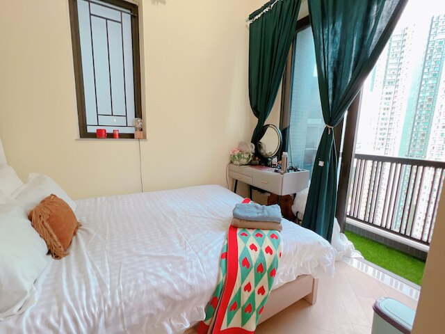 Beautiful 3-bedroom Apartment