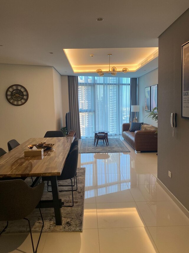 ゴージャス 2 ベッドルーム イン パラマウント