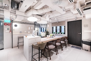 ジュウ カプセル ホテル